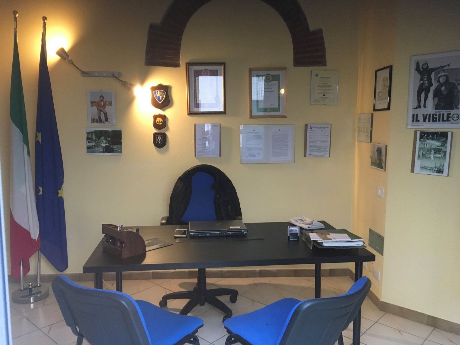 Agenzia
